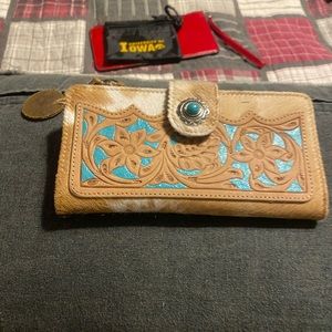 NWT-Brown hair in hide wallet
